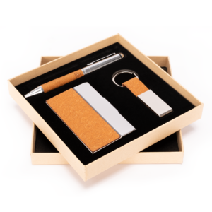 Set toraja: bolígrafo, llavero y porta tarjetas