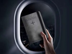 Billetera Porta-Pasaporte Orly Billetera Porta-Pasaporte Orly