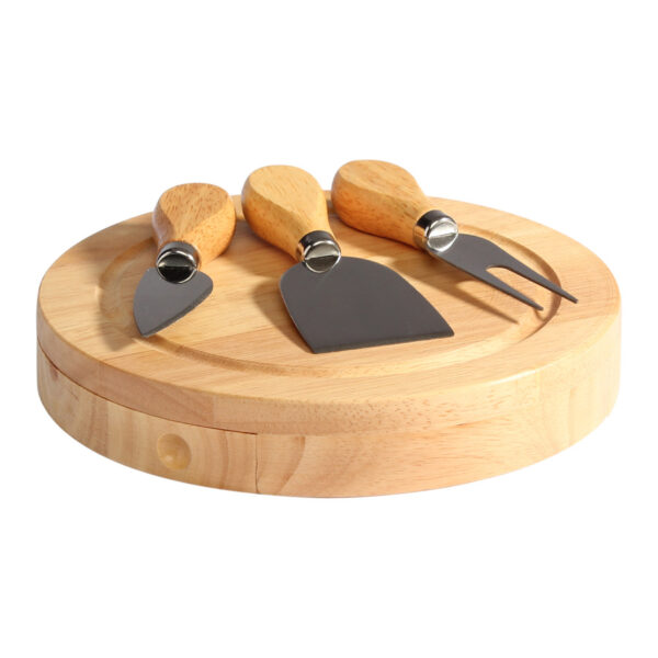 Tabla de quesos con herramientas