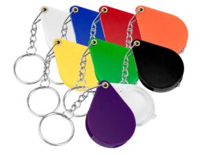 Llavero plástico con lupa malo