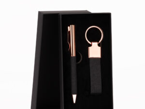 Set de regalo mine negro con detalles encobrizados.