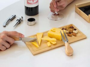 Set de vino y tabla para quesos winchester