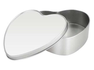 Caja metálica corazón